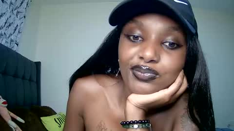 sheery online show from 01/20/25, 04:01