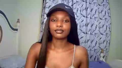 sheery online show from 03/11/25, 12:00