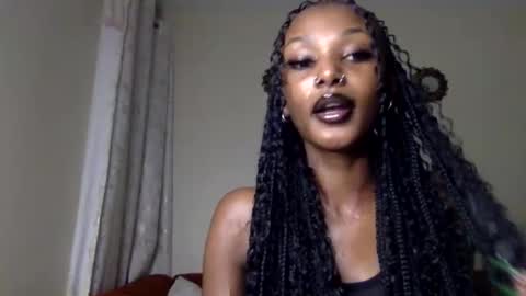 Snapshot of flirtyy_sheery chatting on 05/25/26, 03:12 sheery online show from 05/25/26, 03:12