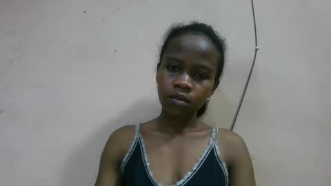 flora48230522373 online show from 06/05/26, 07:47