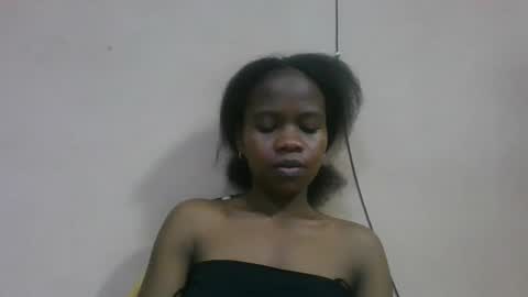 flora48230522373 online show from 06/08/26, 03:23