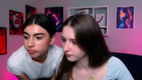 Snapshot of flora_ri chatting on 09/18/25, 12:07 just ask me online show from 09/18/25, 12:07