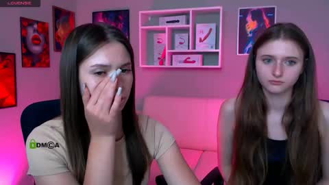 Snapshot of flora_ri chatting on 09/19/25, 07:58 just ask me online show from 09/19/25, 07:58