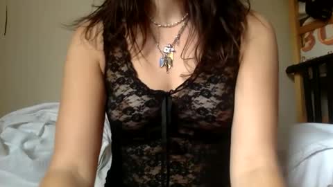 Snapshot of floraexploration chatting on 09/26/25, 10:52 floraexploration online show from 09/26/25, 10:52