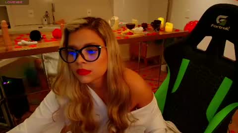 Florence Ford online show from 06/12/26, 11:20