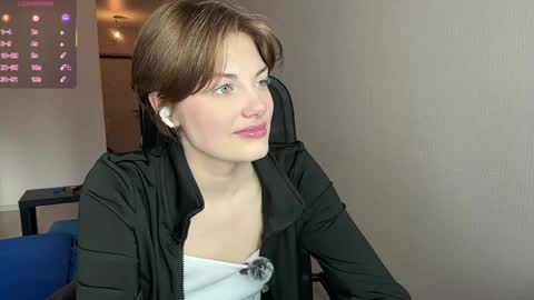 Snapshot of florenceheatly chatting on 06/03/26, 10:18 Flora online show from 06/03/26, 10:18