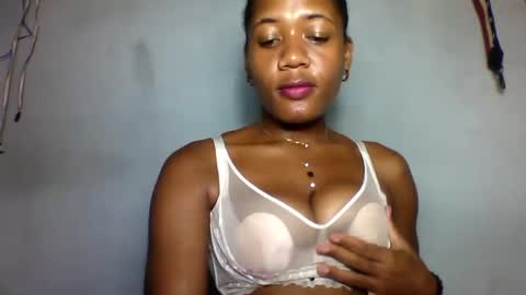 Snapshot of florencia011 chatting on 01/27/25, 06:20 florencia011 online show from 01/27/25, 06:20