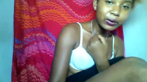 Snapshot of florencia011 chatting on 01/29/25, 06:43 florencia011 online show from 01/29/25, 06:43
