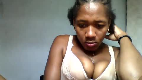 Snapshot of florencia011 chatting on 02/12/25, 09:11 florencia011 online show from 02/12/25, 09:11