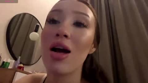 Lucy online show from 07/21/26, 07:05