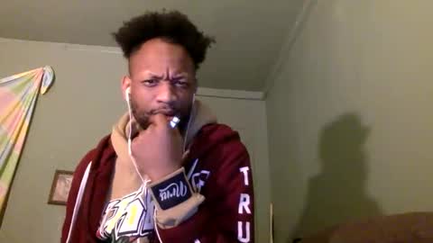 Snapshot of flow237 chatting on 12/01/25, 04:34 Flow237 online show from 12/01/25, 04:34