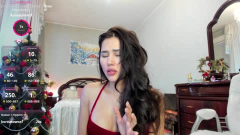 Nicole online show from 12/23/24, 11:14