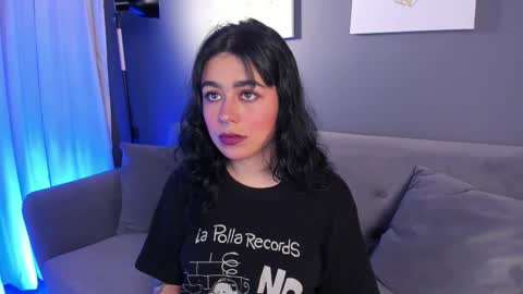 Its a pleasure to meet you. Im Flower. Help me reach 1k. Follow me. online show from 11/07/25, 11:43