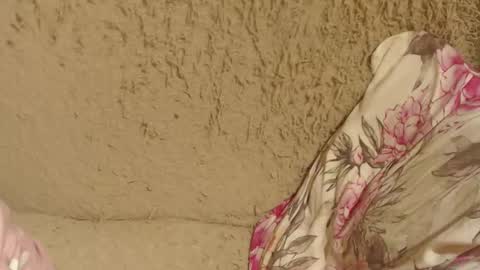 say meow and send tip  online show from 09/19/25, 11:22