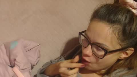 say meow and send tip  online show from 11/09/25, 09:57