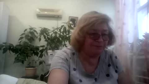 Flowerlower online show from 01/25/25, 12:16
