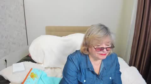Flowerlower online show from 01/27/25, 08:29