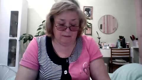 Flowerlower online show from 02/01/25, 03:39