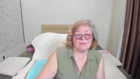 Flowerlower online show from 02/03/25, 06:24