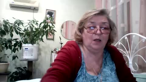 Flowerlower online show from 02/15/25, 05:50