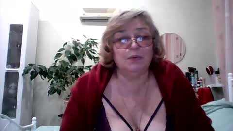 Flowerlower online show from 02/15/25, 08:54
