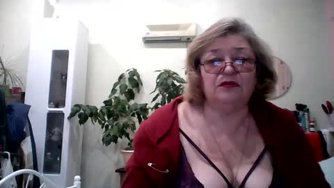 Flowerlower online show from 02/22/25, 05:35