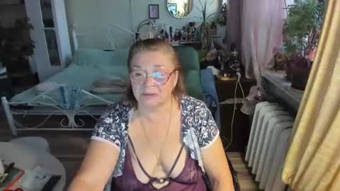 Flowerlower online show from 07/28/26, 06:20