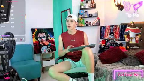 flowers109 online show from 10/09/25, 10:19