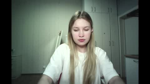 Snapshot of flowflirtx chatting on 06/08/26, 01:11 flowflirtx online show from 06/08/26, 01:11