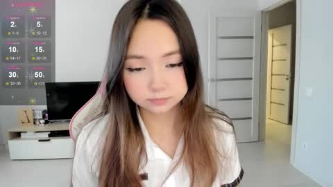 Snapshot of fluffy_rose chatting on 01/17/26, 05:34 Rose online show from 01/17/26, 05:34