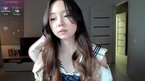 Snapshot of fluffy_rose chatting on 02/03/26, 12:10 Rose online show from 02/03/26, 12:10