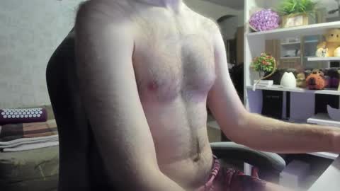 Snapshot of fluffycat_ chatting on 01/15/26, 10:13 fluffycat online show from 01/15/26, 10:13