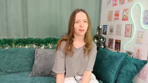 Polly online show from 12/28/24, 07:33