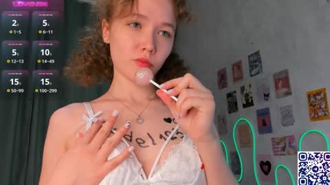 Polly online show from 01/21/25, 11:24
