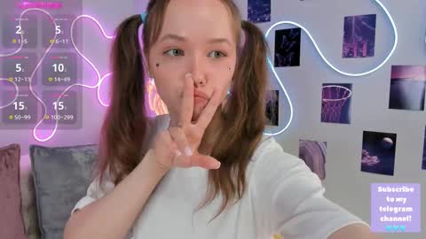 Polly online show from 02/23/25, 06:45
