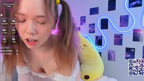 Polly online show from 03/11/25, 10:42
