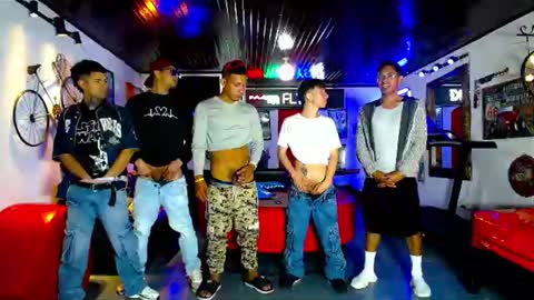 flyckers online show from 06/18/26, 01:26
