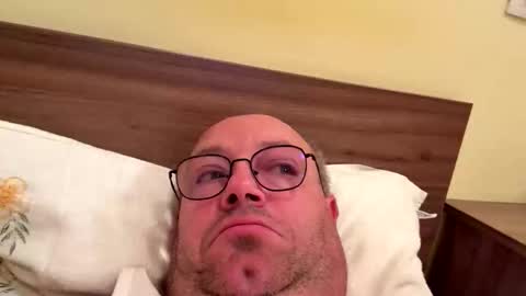 Snapshot of fm_group_nederland chatting on 09/19/25, 08:20 VIP Magnolia online show from 09/19/25, 08:20