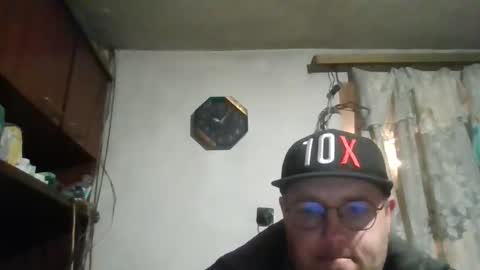 Snapshot of fm_group_nederland chatting on 10/05/25, 07:01 VIP Magnolia online show from 10/05/25, 07:01