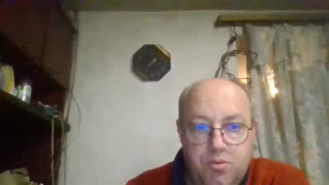 Snapshot of fm_group_nederland chatting on 10/23/25, 10:36 VIP Magnolia online show from 10/23/25, 10:36