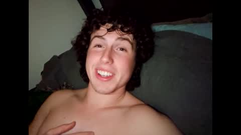 Snapshot of fme_up chatting on 02/11/25, 06:30 fme_up online show from 02/11/25, 06:30