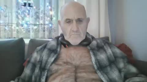 follador1001 online show from 12/24/24, 11:33