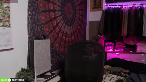 Folleti online show from 11/10/25, 09:03