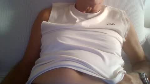folletto1 online show from 09/17/25, 10:06