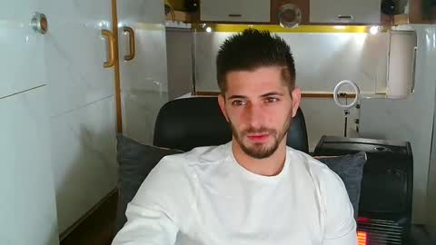 Snapshot of followknight chatting on 10/25/25, 04:57 independent model online show from 10/25/25, 04:57