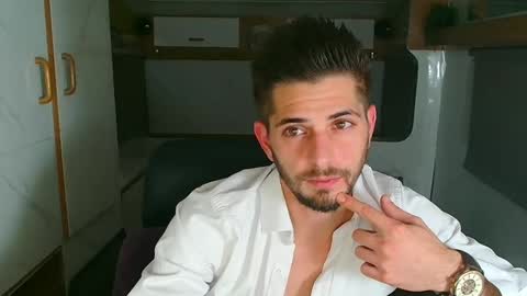 Snapshot of followknight chatting on 10/26/25, 06:03 independent model online show from 10/26/25, 06:03