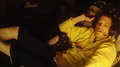 Snapshot of followthewhiterabbittail chatting on 10/31/25, 11:44 Have fun remembering u online show from 10/31/25, 11:44