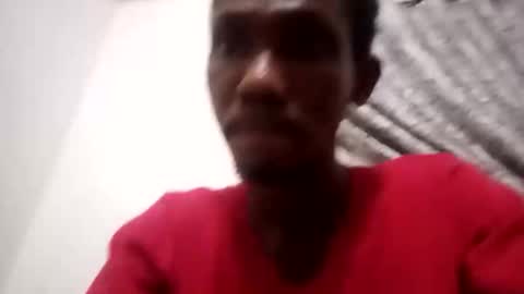 Snapshot of foofo423085624 chatting on 12/14/25, 08:41 foofo423085624 online show from 12/14/25, 08:41