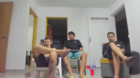foot_master777 online show from 01/22/25, 05:26