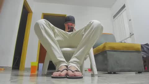 foot_master777 online show from 01/24/25, 06:57